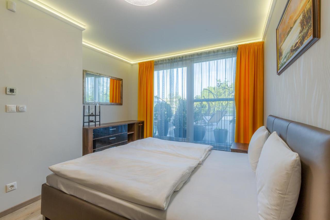 Apartmán Admiral Luxury IV Apartman By Bltn Siófok Exteriér fotografie